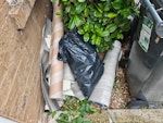 Vinyl offcuts, card tube, bag Vinyl offcuts, card tube, bag PE2 - removed for £100