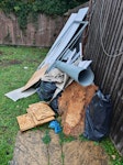 Tiles, wood, vinyl, screen Tiles, wood, vinyl, shower screen, plastic NG21 - removed for £163