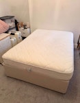 Small double bed and mattress Dreams Workshop D Small Double Bed Base and Romsey Mattress – Good Condition. 

Selling our Dreams Workshop D small double bed base with a Romsey medium-firm mattress as we’re moving house. We have only had this for 4 months. Both are in good condition and ready for their next home. W9 - removed for £71